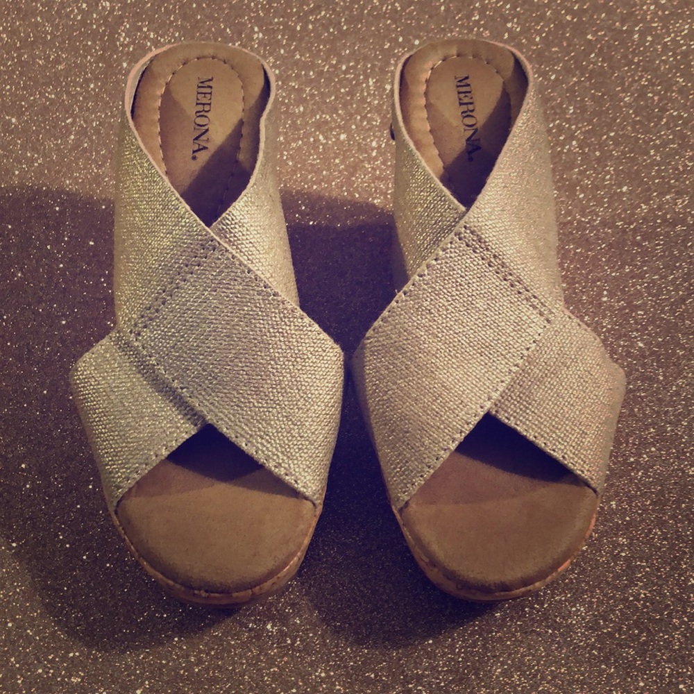 Gold Cork Wedges